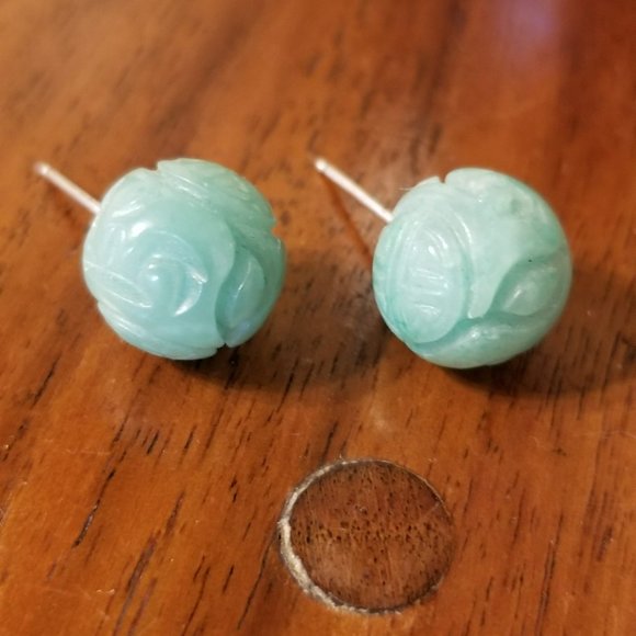 Green Dyed Jade Carved Ball Stud Earrings by R.H. Macy & Co. Fine Jewelry NWT - Picture 6 of 8